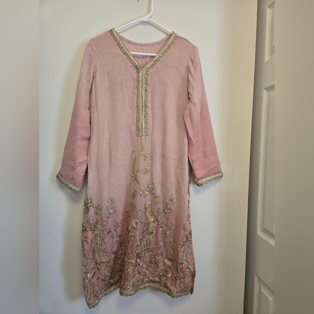 Pink chiffon salwar kameez